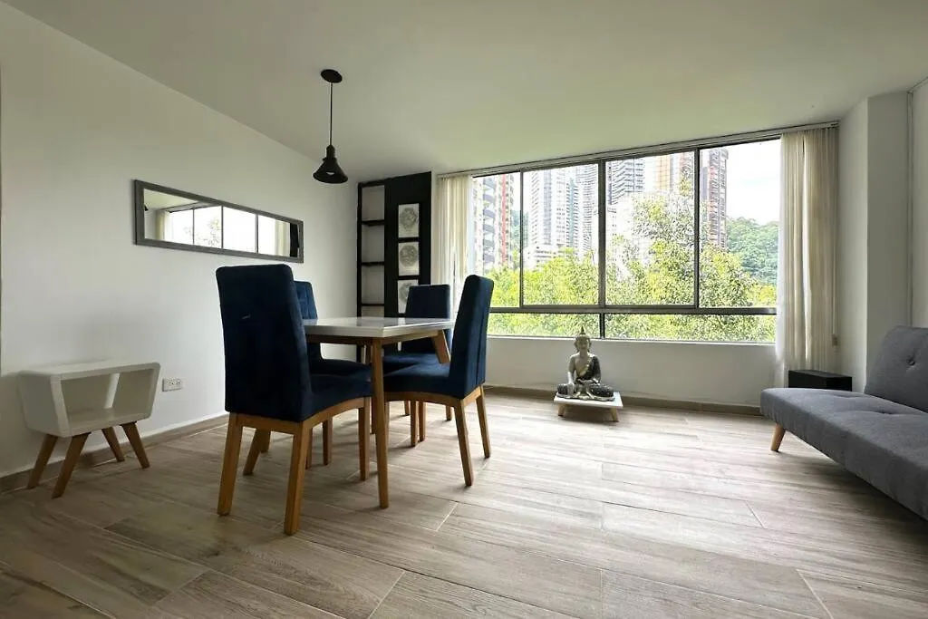 Apartamento Charm Of Las Palmas Medellín